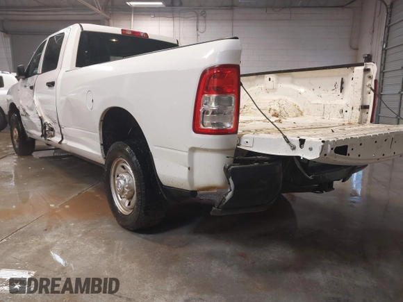 2022 Ram 2500 Tradesman with VIN 3C6UR4HJ0NG120662, listed as a IAAI auction lot 41488577 with 65,602 mi miles and . Bid and sale history available at DreamBid. Image 3.