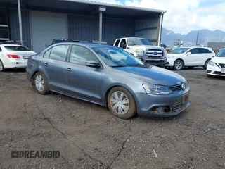 2012 Volkswagen Jetta SE with VIN 3VWDX7AJ2CM420502, listed as a IAAI auction lot 41491853 with 81,244 mi miles and . Bid and sale history available at DreamBid. Image 1.