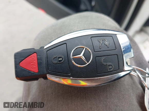2019 Mercedes-Benz GLC 300 with VIN WDC0G4JB6KV128066, listed as a IAAI auction lot 42099576 with 80,833 mi miles and . Bid and sale history available at DreamBid. Image 11.