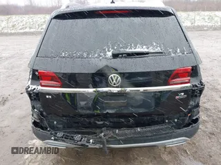 2018 Volkswagen Atlas SE z VIN 1V2LR2CA1JC515168, wystawiony jako IAAI lot #42024499 z przebiegiem 112 558 mil mil oraz . Historia ofert i sprzedaży dostępna na DreamBid. Obrazek 17.