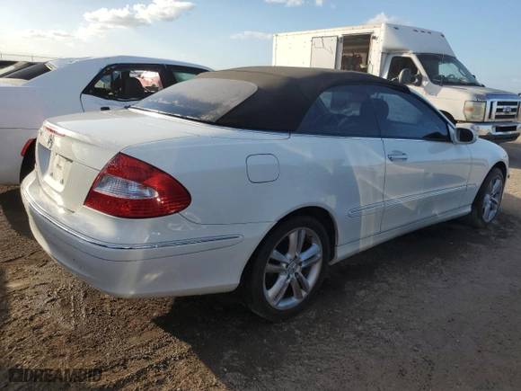 2007 Mercedes-Benz CLK-Class 3.5L with VIN WDBTK56F17F220687, listed as a Copart auction lot 77984104 with 91,527 mi miles and Salvage Title. Bid and sale history available at carsss.com. Image 3.