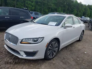 2019 Lincoln MKZ Reserve II z VIN 3LN6L5E94KR607412, wystawiony jako IAAI lot #42231994 z przebiegiem 54 812 mil mil oraz . Historia ofert i sprzedaży dostępna na DreamBid. Obrazek 21.