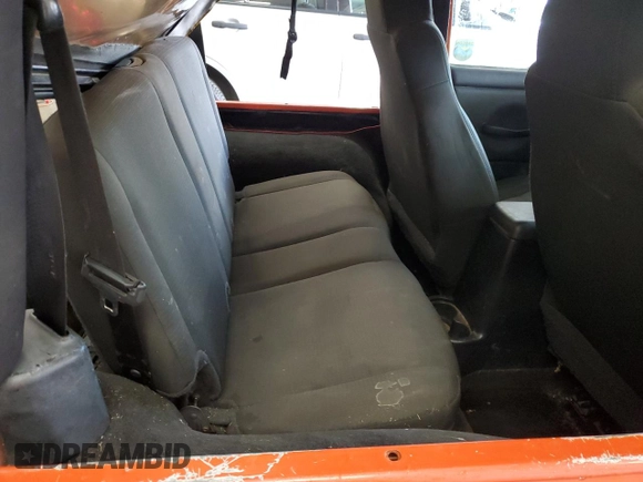 2006 Jeep Wrangler X с VIN 1J4FA39SX6P703094, выставлен на аукционе Copart как лот 55956695 с пробегом 146 413 миль миль и Списание • Salvage title. История ставок и продаж доступна на DreamBid. Изображение 10.