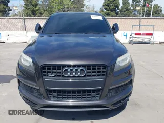 2012 Audi Q7 3.0T S line with VIN WA1DGAFEXCD009172, listed as a IAAI auction lot 42029533 with 105,815 mi miles. Bid and sale history available at carsss.com. Image 6.