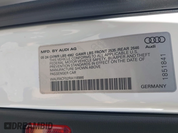 2024 Audi A5 Sportback S line Premium Plus z VIN WAUFACF52RA118986, wystawiony jako IAAI lot #41962998 z przebiegiem 2 089 mil mil oraz . Historia ofert i sprzedaży dostępna na DreamBid. Obrazek 9.