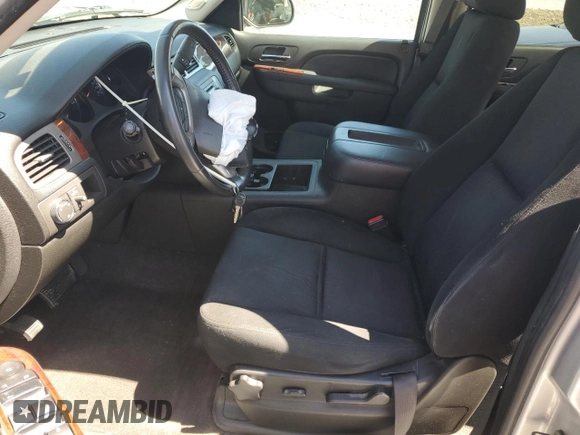 2011 GMC Yukon SLE with VIN 1GKS1AE00BR102325, listed as a Copart auction lot 48973145 with 223,109 mi miles and Salvage Title. Bid and sale history available at carsss.com. Image 7.
