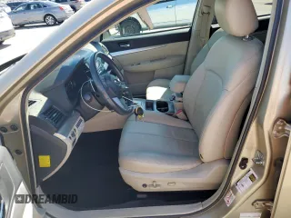 2010 Subaru Outback Premium z VIN 4S4BRCEC3A3361060, wystawiony jako Copart lot #70824114 z przebiegiem 154 524 mil mil oraz Szkoda całkowita • Salvage title. Historia ofert i sprzedaży dostępna na DreamBid. Obrazek 7.