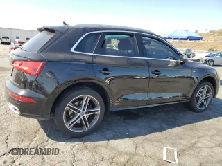 2018 Audi SQ5 Premium Plus with VIN WA1A4AFY6J2211473, listed as a Copart auction lot 60743074 with Not Provided miles and Salvage Title. Bid and sale history available at DreamBid. Image 3.