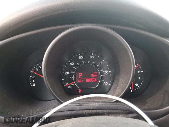 2019 Kia Soul z VIN KNDJN2A24K7920774, wystawiony jako Copart lot #55518585 z przebiegiem 28 858 mil mil oraz Szkoda całkowita • Salvage title. Historia ofert i sprzedaży dostępna na DreamBid. Obrazek 9.