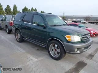 2004 Toyota Sequoia SR5 with VIN 5TDZT34A84S225563, listed as a IAAI auction lot 41601550 with 213,959 mi miles. Bid and sale history available at carsss.com. Image 1.