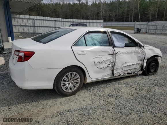 2013 Toyota Camry L with VIN 4T1BF1FK4DU658906, listed as a Copart auction lot 47880625 with 149,908 mi miles and Salvage Title. Bid and sale history available at carsss.com. Image 3.