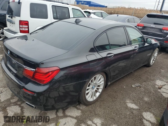 2013 BMW 7 Series 750i xDrive с VIN WBAYB6C55DD223914, выставлен на аукционе Copart как лот 81825144 с пробегом 81 818 миль миль и Списание • Salvage title. История ставок и продаж доступна на DreamBid. Изображение 3.