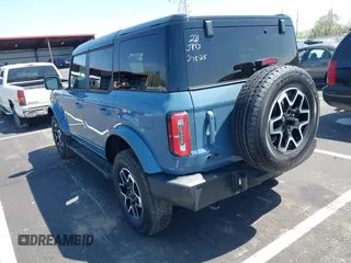 2024 Ford Bronco Outer Banks with VIN 1FMDE8BH8RLB21905, listed as a IAAI auction lot 41903020 with 2,665 mi miles. Bid and sale history available at carsss.com. Image 3.