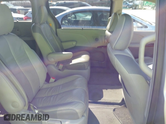 2011 Toyota Sienna XLE AAS with VIN 5TDYK3DC6BS147636, listed as a IAAI auction lot 41759192 with 182,966 mi miles and . Bid and sale history available at DreamBid. Image 8.