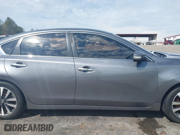 2017 Nissan Altima SV z VIN 1N4AL3AP2HC288869, wystawiony jako IAAI lot #41864317 z przebiegiem 218 256 mil mil oraz . Historia ofert i sprzedaży dostępna na DreamBid. Obrazek 14.