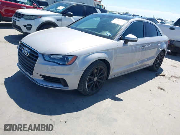 2015 Audi A3 Premium Plus z VIN WAUEFGFF3F1036709, wystawiony jako IAAI lot #42067857 z przebiegiem 109 667 mil mil oraz . Historia ofert i sprzedaży dostępna na DreamBid. Obrazek 2.