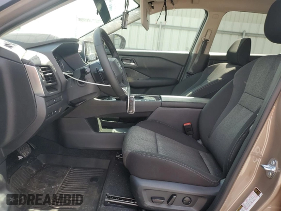2025 Nissan Rogue SV with VIN 5N1BT3BA4SC804189, listed as a Copart auction lot 51715375 with 2,277 mi miles and Salvage Title. Bid and sale history available at DreamBid. Image 7.