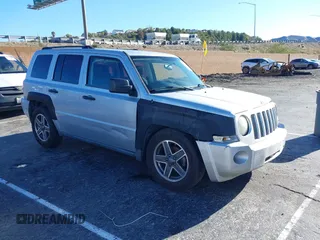 2009 Jeep Patriot Sport with VIN 1J4FT28A99D155530, listed as a IAAI auction lot 41753248 with 194,518 mi miles and . Bid and sale history available at DreamBid. Image 1.