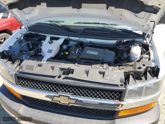 2018 Chevrolet Express Passenger LT with VIN 1GAZGPFG0J1331553, listed as a Copart auction lot 69189694 with 84,376 mi miles and Salvage Title. Bid and sale history available at carsss.com. Image 12.