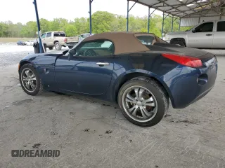 2007 Pontiac Solstice z VIN 1G2MB35B77Y108025, wystawiony jako Copart lot #52437135 z przebiegiem 150 528 mil mil oraz Szkoda całkowita • Salvage title. Historia ofert i sprzedaży dostępna na DreamBid. Obrazek 2.