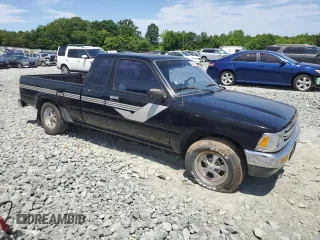 1989 Toyota Pickup с VIN JT4RN93SXK5002435, выставлен на аукционе Copart как лот 55853975 с пробегом 69 780 миль миль и Чистый • Clean title. История ставок и продаж доступна на DreamBid. Изображение 4.