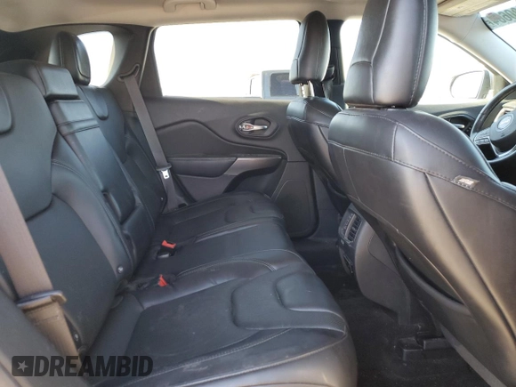 2019 Jeep Cherokee Limited с VIN 1C4PJLDB1KD185048, выставлен на аукционе Copart как лот 87480664 с пробегом 186 938 миль миль и Списание • Salvage title. История ставок и продаж доступна на DreamBid. Изображение 11.