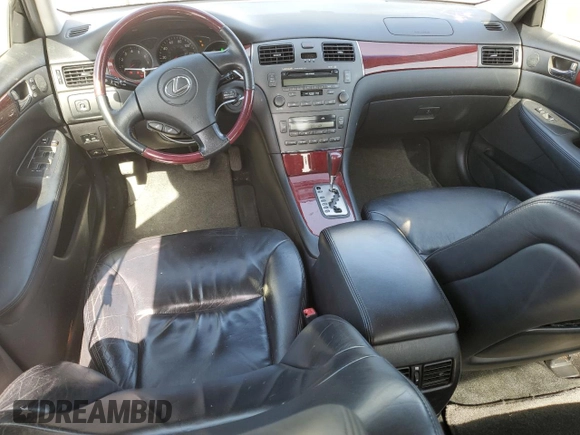 2002 Lexus ES 300 with VIN JTHBF30G920050886, listed as a Copart auction lot 57087355 with 131,304 mi miles and Salvage title. Bid and sale history available at DreamBid. Image 8.