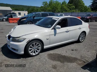2011 BMW 3 Series 328i xDrive z VIN WBAPK7C51BA821613, wystawiony jako Copart lot #58982245 z przebiegiem Nie podano mil oraz Szkoda całkowita • Salvage title. Historia ofert i sprzedaży dostępna na DreamBid. Obrazek 1.