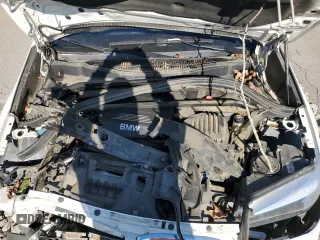 2019 BMW X1 sDrive28i with VIN WBXHU7C53K3H45694, listed as a Copart auction lot 85804084 with 151,645 mi miles and Salvage Title. Bid and sale history available at DreamBid. Image 14.