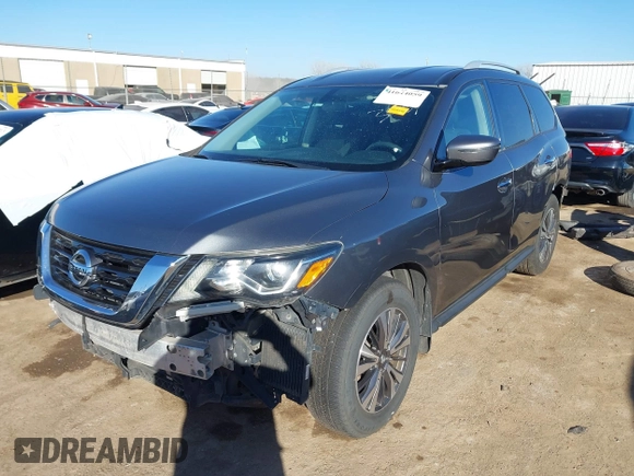 2017 Nissan Pathfinder SV with VIN 5N1DR2MM2HC613081, listed as a IAAI auction lot 41644059 with 137,371 mi miles. Bid and sale history available at carsss.com. Image 2.