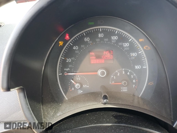 2009 Volkswagen Beetle S with VIN 3VWRW31C29M513497, listed as a Copart auction lot 54986285 with 132,953 mi miles and Clean Title. Bid and sale history available at DreamBid. Image 9.
