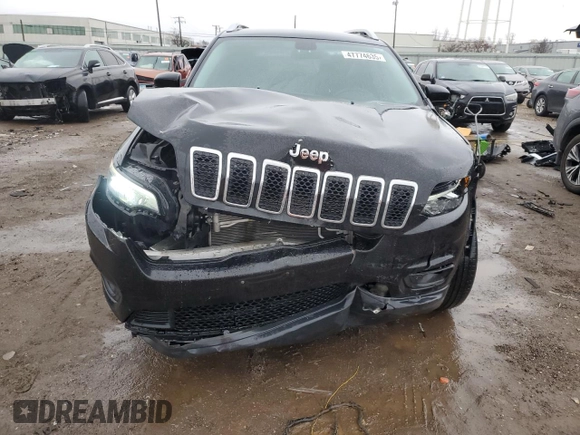 2019 Jeep Cherokee Latitude with VIN 1C4PJMCX1KD189622, listed as a Copart auction lot 47774635 with 37,055 mi miles and Salvage title. Bid and sale history available at DreamBid. Image 5.