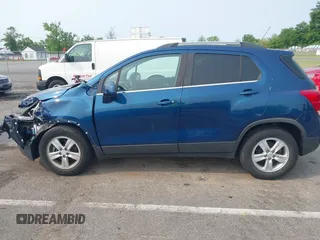 2020 Chevrolet Trax LT с VIN 3GNCJLSB0LL132779, выставлен на аукционе IAAI как лот 42401414 с пробегом 32 201 миль миль и . История ставок и продаж доступна на DreamBid. Изображение 14.
