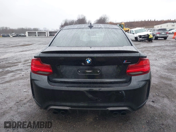 2020 BMW M2 Competition z VIN WBS2U7C05L7E24573, wystawiony jako IAAI lot #41688525 z przebiegiem 18 909 mil mil oraz . Historia ofert i sprzedaży dostępna na DreamBid. Obrazek 17.