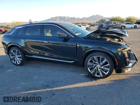 2024 Cadillac LYRIQ Luxury z VIN 1GYKPSRK5RZ106628, wystawiony jako Copart lot #79455674 z przebiegiem 5736 mil mil oraz Szkody całkowita. Historia ofert i sprzedaży dostępna na DreamBid. Obrazek 4.
