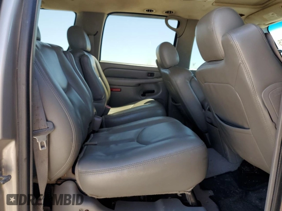 2004 Chevrolet Suburban LS with VIN 3GNEC16Z74G321096, listed as a Copart auction lot 48548765 with 241,491 mi miles and Salvage Title. Bid and sale history available at carsss.com. Image 11.