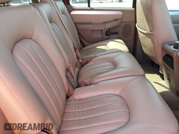 2005 Mercury Mountaineer Convenience with VIN 4M2ZU86K35UJ11915, listed as a Copart auction lot 61972765 with 129,775 mi miles and Salvage title. Bid and sale history available at DreamBid. Image 10.