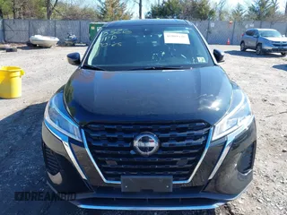 2022 Nissan Kicks S z VIN 3N1CP5BV6NL490892, wystawiony jako IAAI lot #41889420 z przebiegiem 61 608 mil mil oraz . Historia ofert i sprzedaży dostępna na DreamBid. Obrazek 12.