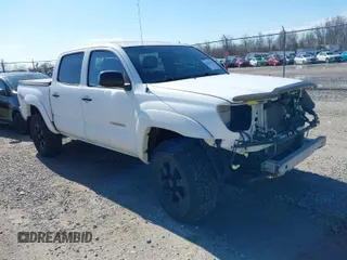 2006 Toyota Tacoma z VIN 5TELU42N26Z273872, wystawiony jako IAAI lot #41842634 z przebiegiem 268 995 mil mil oraz . Historia ofert i sprzedaży dostępna na DreamBid. Obrazek 1.