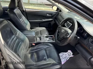 2015 Toyota Camry XLE with VIN 4T4BF1FK6FR495684, listed as a Copart auction lot 56608965 with 390,931 mi miles and Clean Title. Bid and sale history available at DreamBid. Image 5.