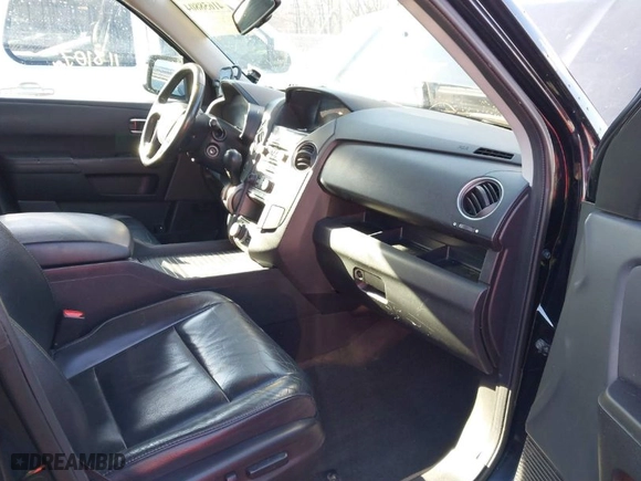 2015 Honda Pilot Touring with VIN 5FNYF4H94FB024890, listed as a IAAI auction lot 41658804 with 118,107 mi miles. Bid and sale history available at carsss.com. Image 5.