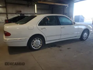 2000 Mercedes-Benz E-Class AWD with VIN WDBJF82J1YX029676, listed as a Copart auction lot 79412174 with 96,324 mi miles and Clean Title. Bid and sale history available at carsss.com. Image 3.