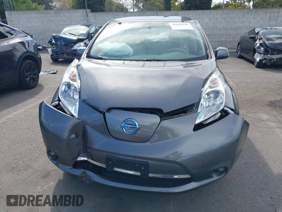2017 Nissan LEAF S with VIN 1N4BZ0CP1HC302579, listed as a IAAI auction lot 41920542 with 37,462 mi miles. Bid and sale history available at carsss.com. Image 12.