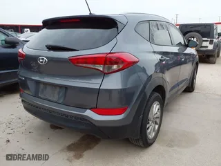 2016 Hyundai Tucson SE with VIN KM8J33A47GU128524, listed as a IAAI auction lot 42078880 with 147,227 mi miles. Bid and sale history available at carsss.com. Image 4.