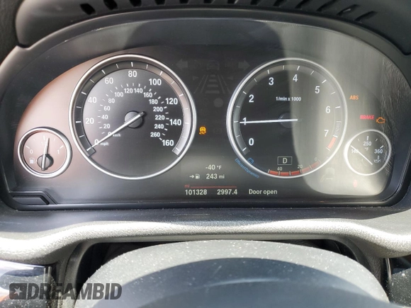 2017 BMW X3 sDrive28i with VIN 5UXWZ7C30H0V92699, listed as a Copart auction lot 56203265 with 101,328 mi miles and Salvage Title. Bid and sale history available at DreamBid. Image 9.