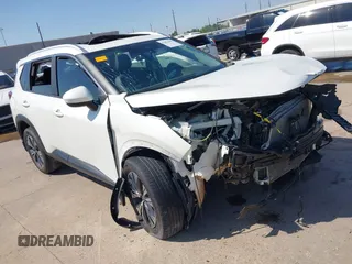 2023 Nissan Rogue SV z VIN 5N1BT3BAXPC847913, wystawiony jako IAAI lot #41854843 z przebiegiem 13 610 mil mil oraz . Historia ofert i sprzedaży dostępna na DreamBid. Obrazek 1.