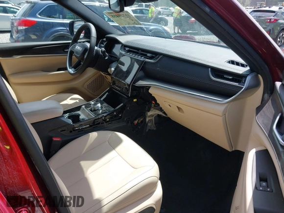 2024 Jeep Grand Cherokee Limited with VIN 1C4RJKBG3R8530486, listed as a IAAI auction lot 42373818 with 14,280 mi miles and . Bid and sale history available at DreamBid. Image 5.