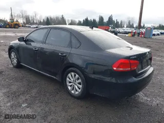 2014 Volkswagen Passat Wolfsburg Ed with VIN 1VWAT7A35EC093520, listed as a IAAI auction lot 41594539 with 139,779 mi miles. Bid and sale history available at carsss.com. Image 3.