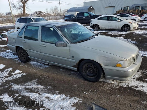2000 Volvo S70 с VIN YV1LS61J6Y2649619, выставлен на аукционе Copart как лот 48540175 с пробегом 137 877 миль миль и Списание • Salvage title. История ставок и продаж доступна на DreamBid. Изображение 4.