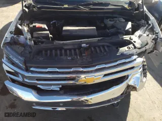 2019 Chevrolet Silverado 1500 LTZ with VIN 1GCUYGED7KZ114882, listed as a Copart auction lot 43060295 with 137,834 mi miles and Salvage Title. Bid and sale history available at carsss.com. Image 11.